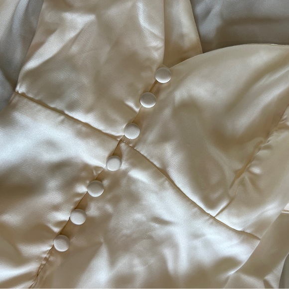 White cream bridal robe with fuzzy sleeve trim size M - Picture 7 of 14